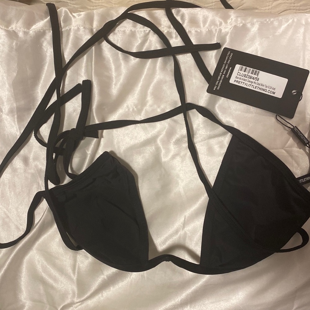🦋2/$22 NWT PLT Black cleavage wire detail bikini top - Picture 4 of 5